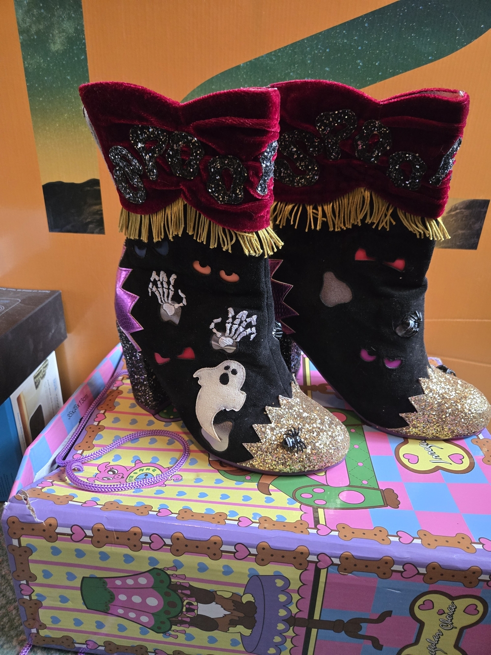 Irregular Choice Black, Red & Purple 'Who's There?' Light Up RARE HTF size 7